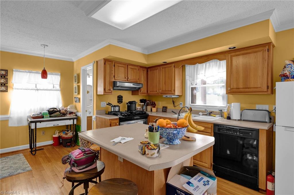 3200 Spring Mill Road Greensboro, NC 27406 - Photo 10 of 26 Gallery Image 10