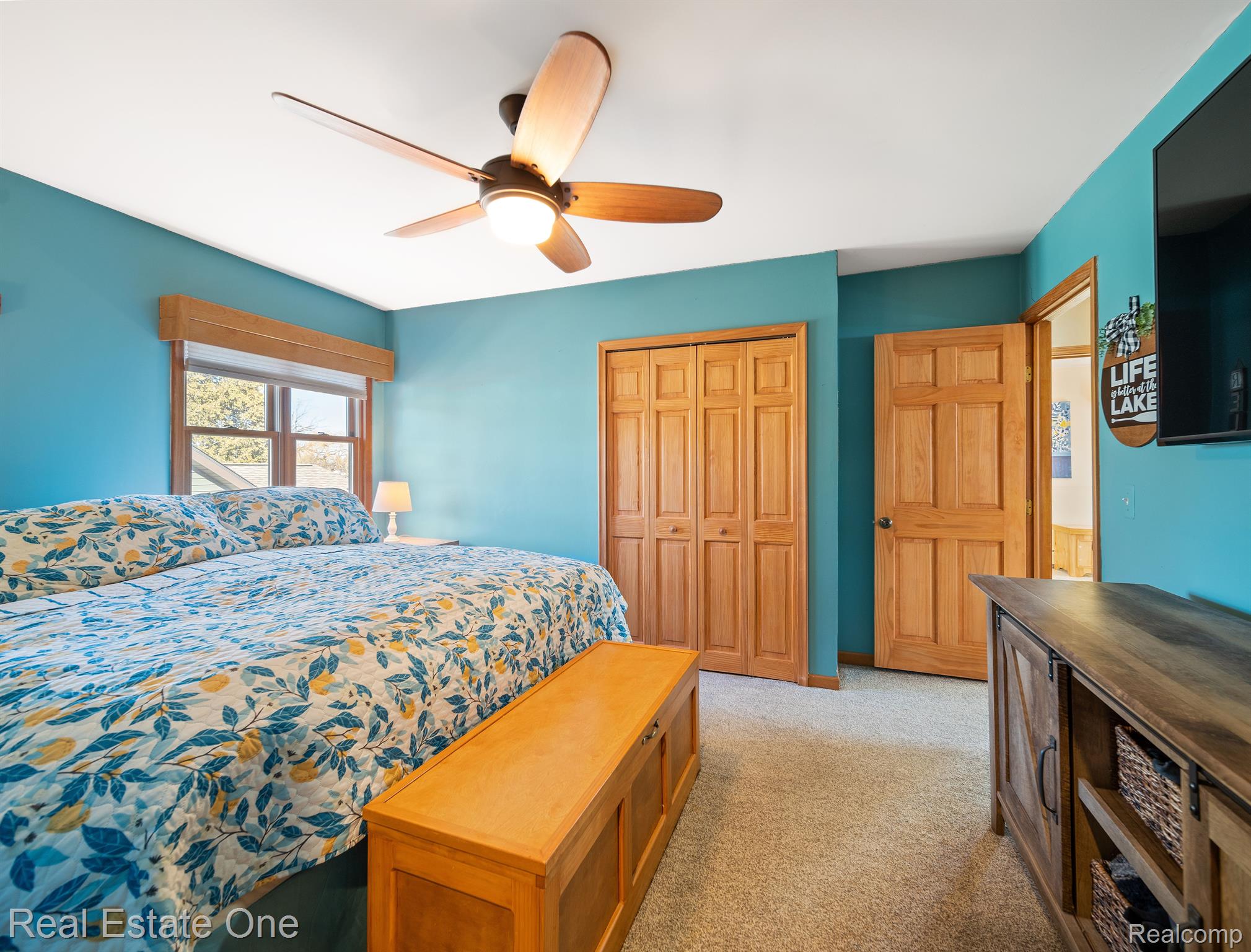 5888 Bullard Road Fenton, MI 48430 - Photo 19 of 41 Primary Bedroom