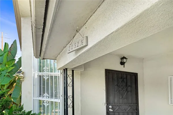 a view of entryway