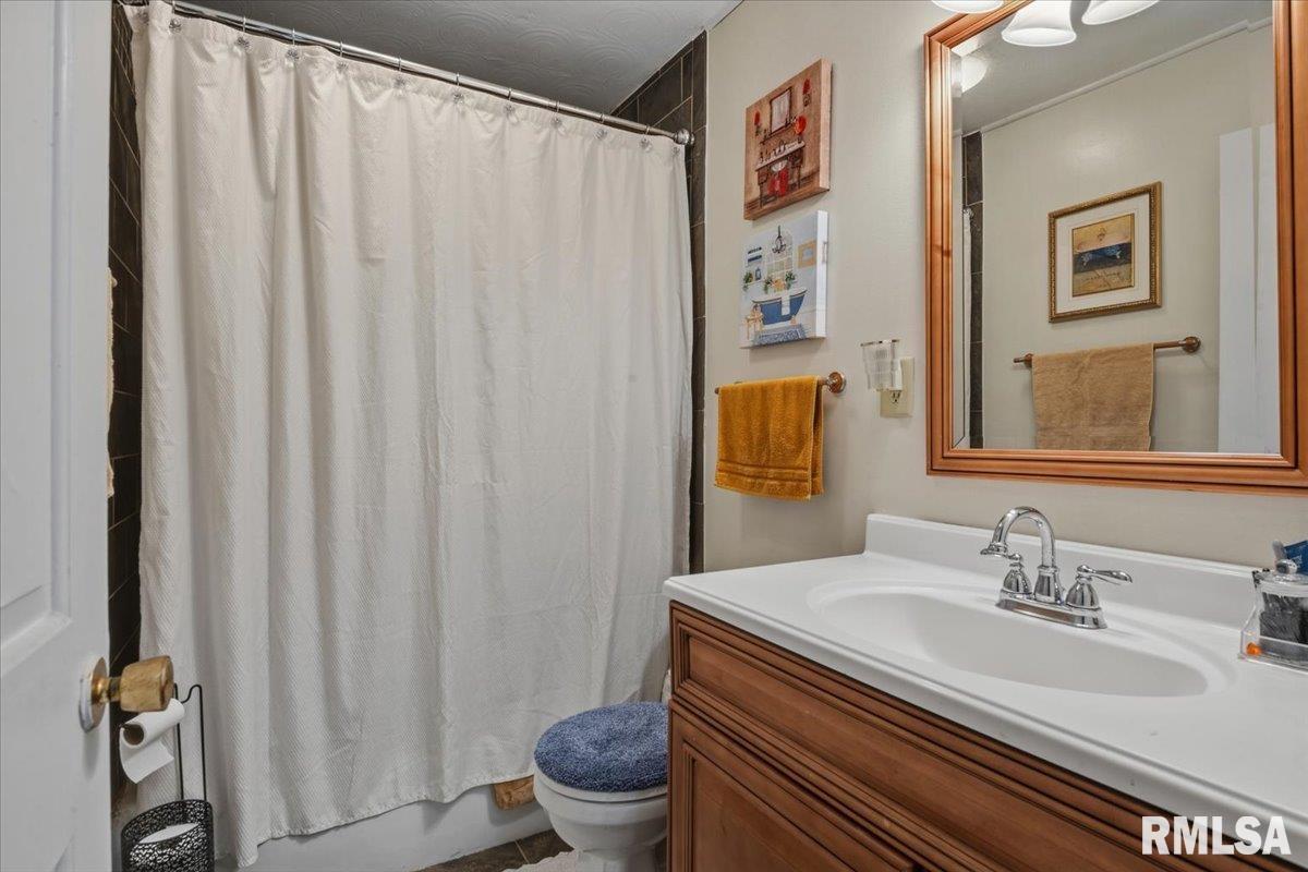 64 Marchelle Avenue Springfield, IL 62702 - Photo 29 of 43 Gallery Image 29