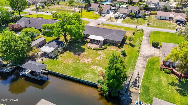 $750,000 | 138 Queens Circle, Panama City, FL 32405