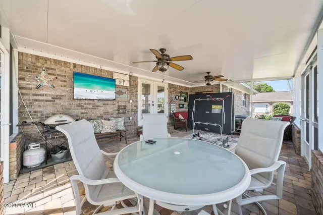 $750,000 | 138 Queens Circle, Panama City, FL 32405