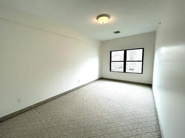 $1,150,000 | 157 Beale Street, Unit 6, Quincy, MA 02170