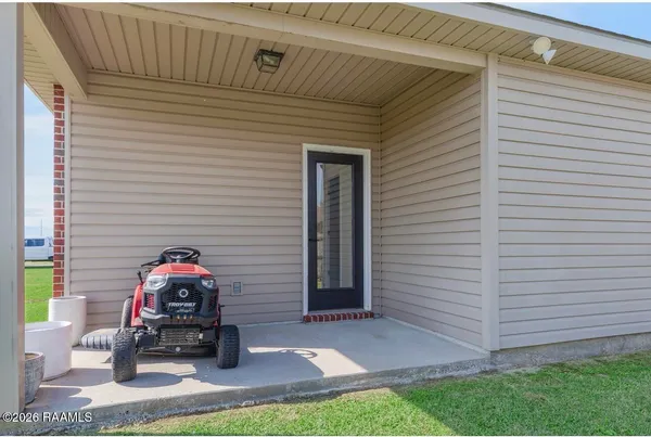 $225,000 | 9410 Garrett Road, Maurice, LA 70555