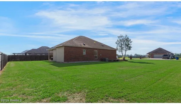$225,000 | 9410 Garrett Road, Maurice, LA 70555