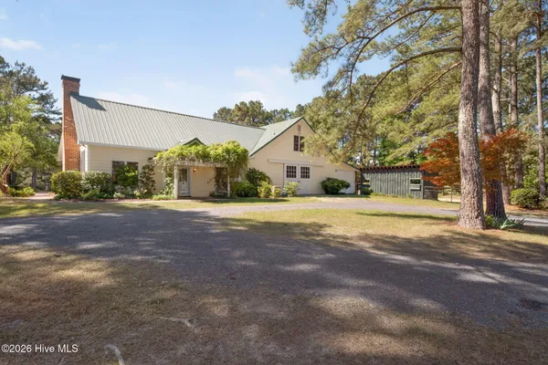 $1,295,000 | 2265 Lakebay Road, Vass, NC 28394
