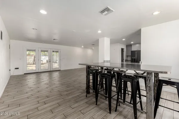 $675,000 | 136 East Palmcroft Drive, Tempe, AZ 85282