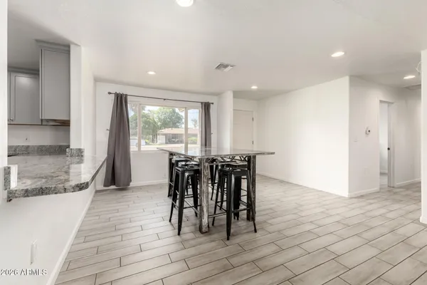 $675,000 | 136 East Palmcroft Drive, Tempe, AZ 85282