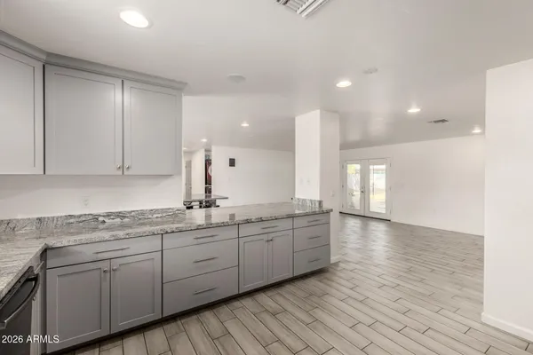 $675,000 | 136 East Palmcroft Drive, Tempe, AZ 85282