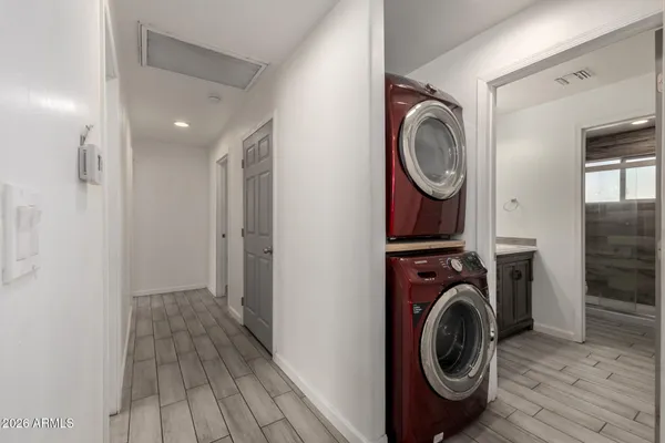 $675,000 | 136 East Palmcroft Drive, Tempe, AZ 85282