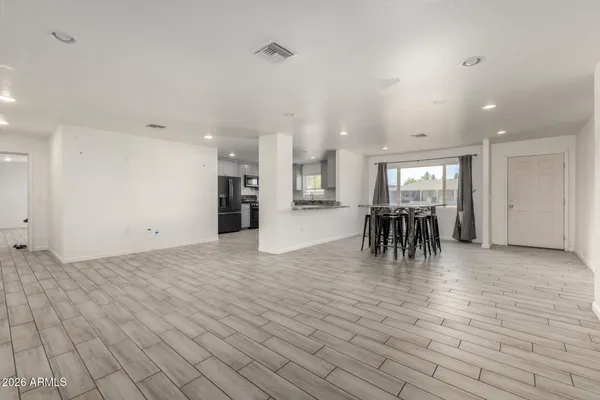 $675,000 | 136 East Palmcroft Drive, Tempe, AZ 85282