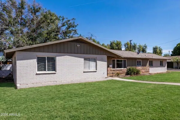 $675,000 | 136 East Palmcroft Drive, Tempe, AZ 85282