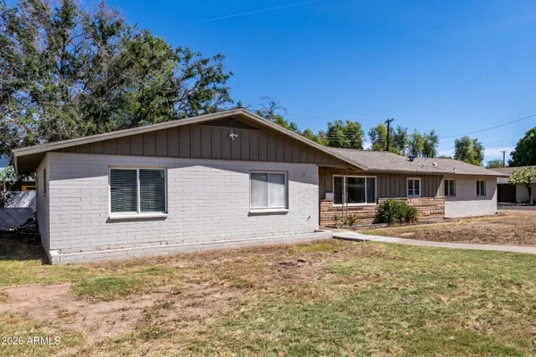 $675,000 | 136 East Palmcroft Drive, Tempe, AZ 85282