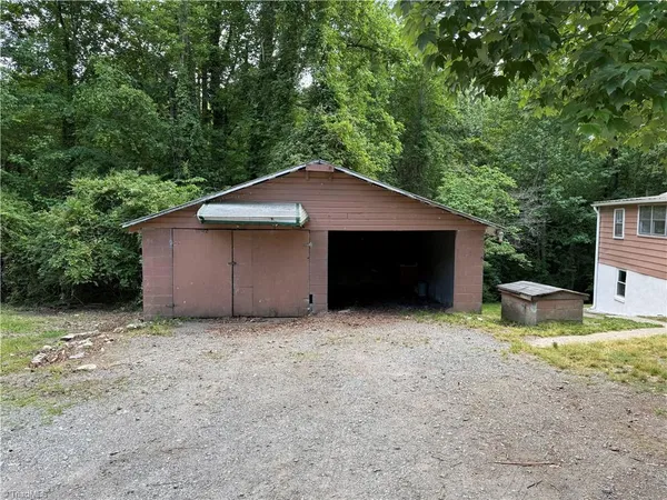 $179,900 | 3120 Clark Avenue, Franklinville, NC 27248