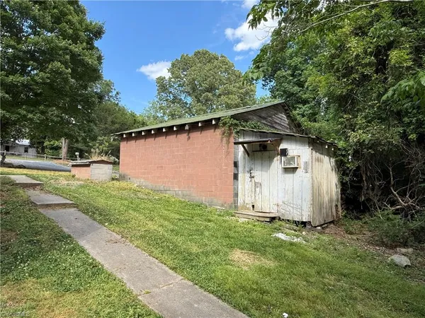 $179,900 | 3120 Clark Avenue, Franklinville, NC 27248