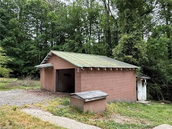 $179,900 | 3120 Clark Avenue, Franklinville, NC 27248