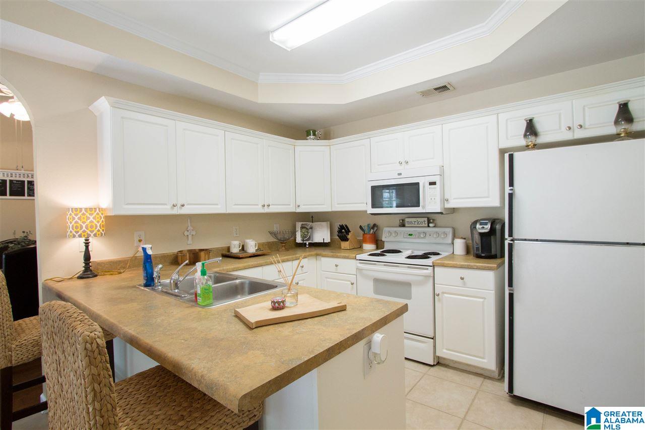 141 Horseshoe Circle Alabaster, AL 35007 - Photo 10 of 34