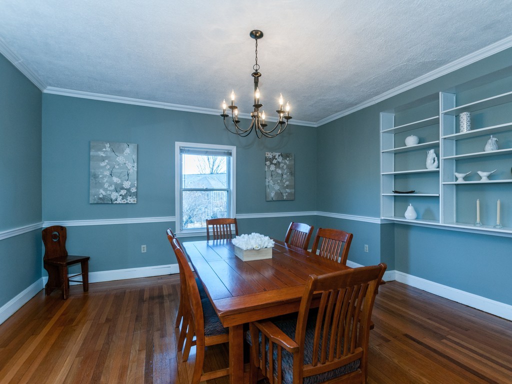 112 Langley Road Newton, MA 02459 - Photo 7 of 30 Gallery Image 7