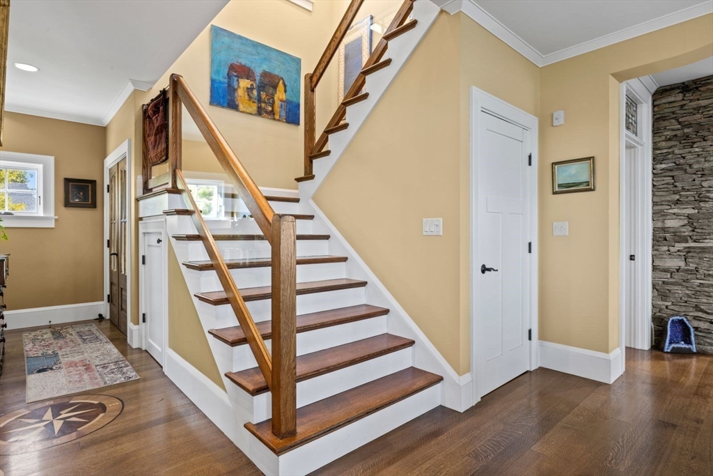 358 Rock Island Road Quincy, MA 02169 - Photo 12 of 40