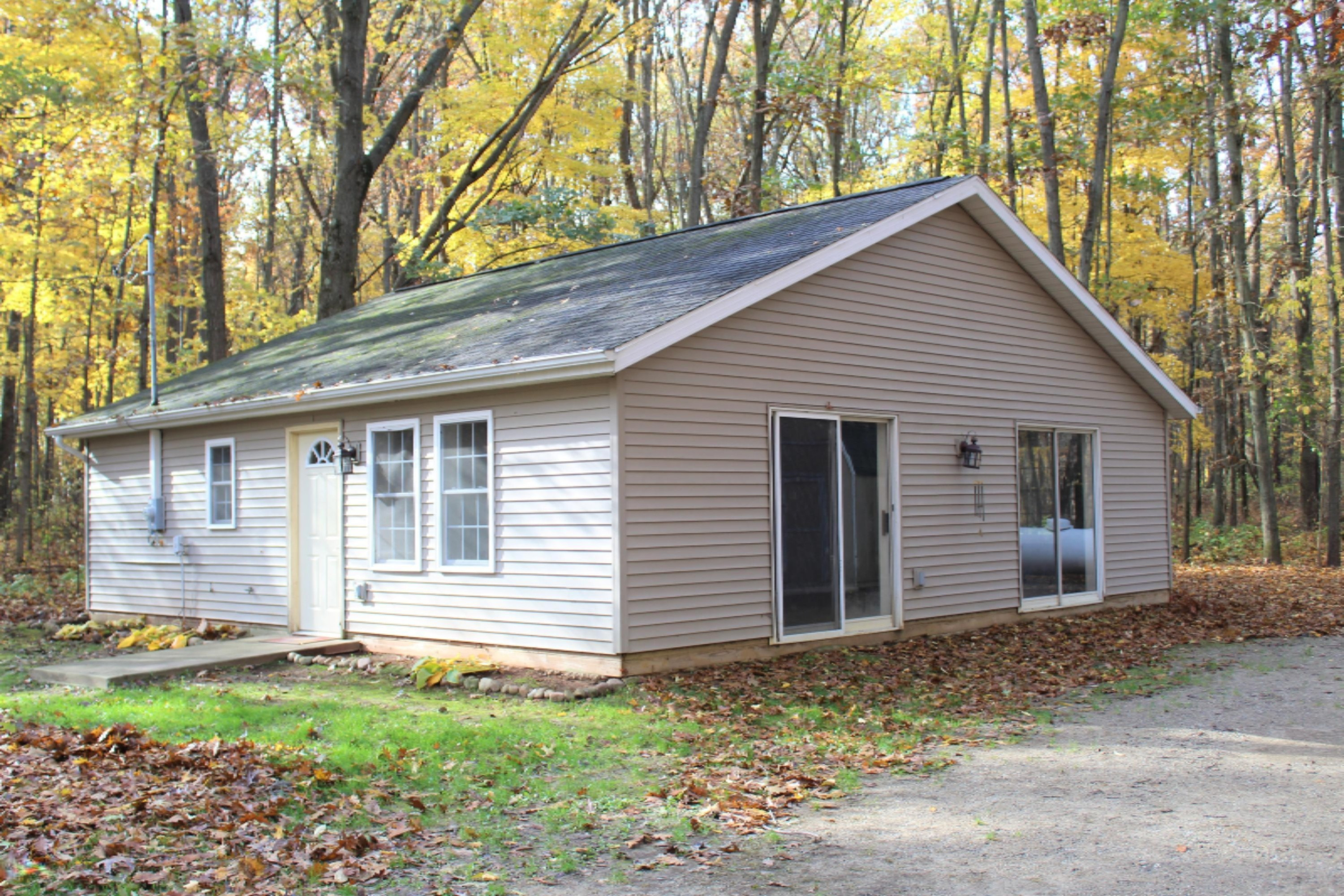 12301 Folks Road Hanover, MI 49241 - Photo 1 of 12 IMG_2830 (2)