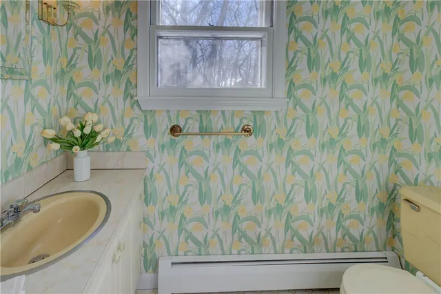 $739,900 | 6 Contour Road, Warwick, RI 02886