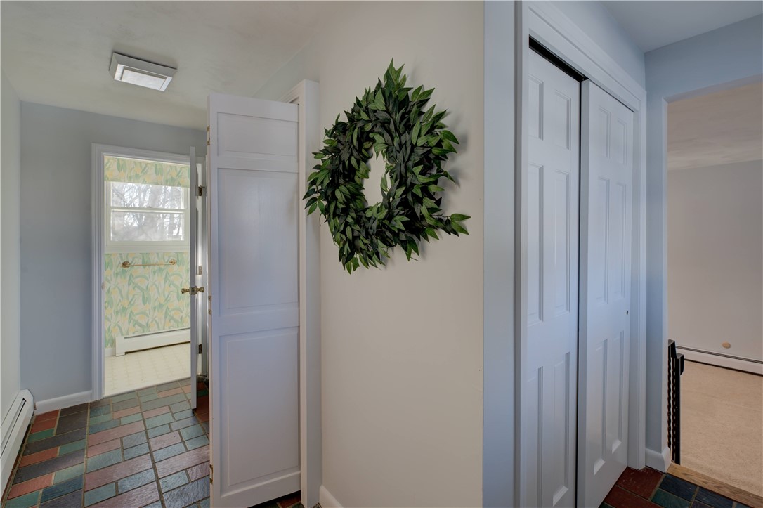 6 Contour Road Warwick, RI 02886 - Photo 16 of 32