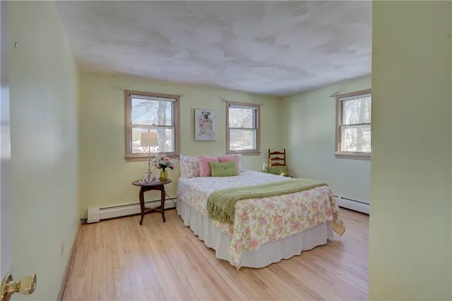 $739,900 | 6 Contour Road, Warwick, RI 02886