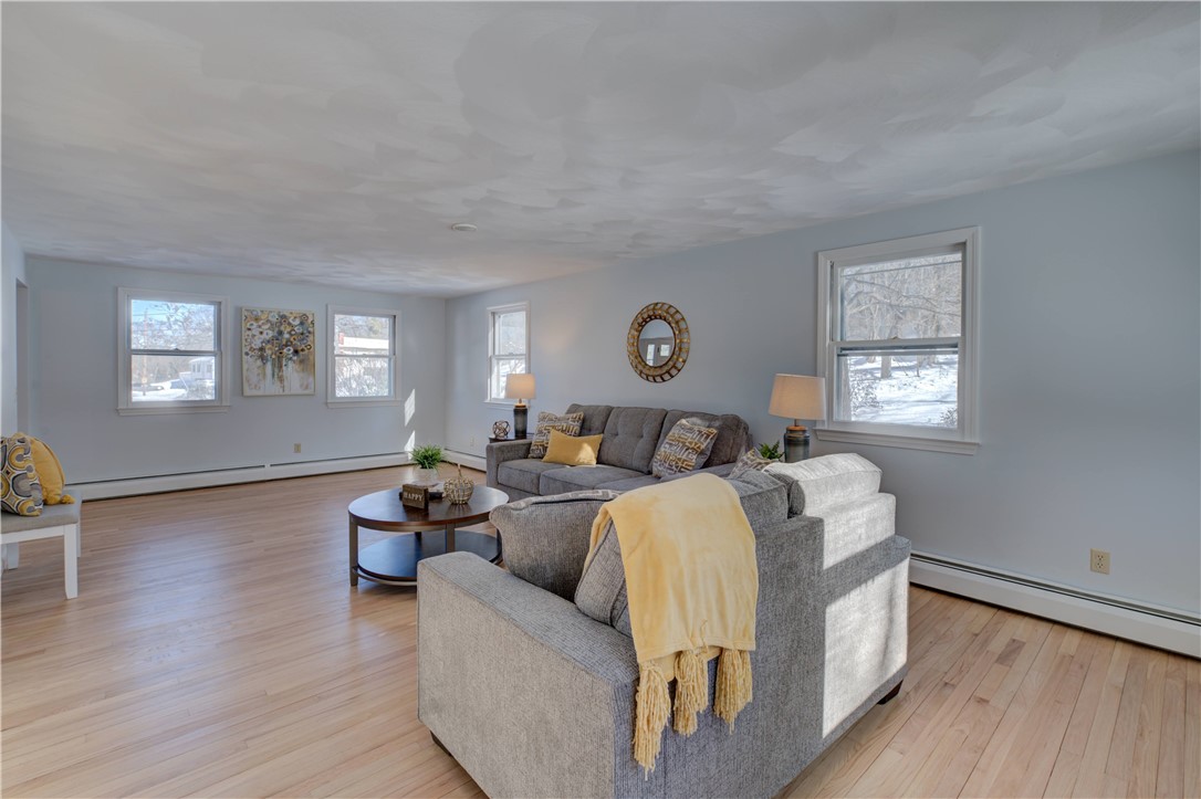 6 Contour Road Warwick, RI 02886 - Photo 10 of 32