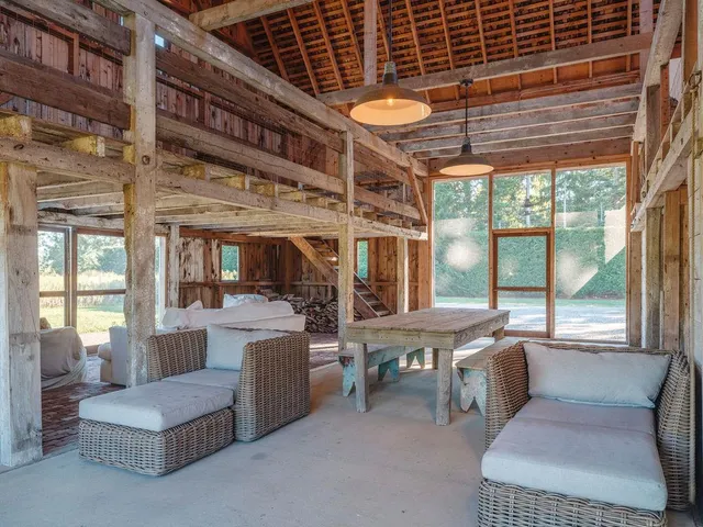 $2,250,000 | 29500 Main Road, Cutchogue, NY 11935