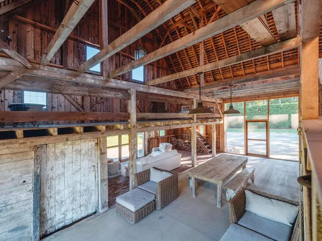 $2,250,000 | 29500 Main Road, Cutchogue, NY 11935