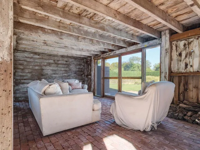 $2,250,000 | 29500 Main Road, Cutchogue, NY 11935