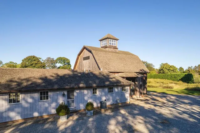 $2,250,000 | 29500 Main Road, Cutchogue, NY 11935