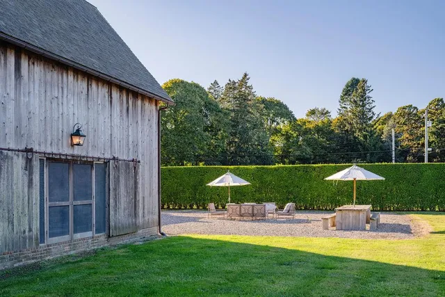 $2,250,000 | 29500 Main Road, Cutchogue, NY 11935