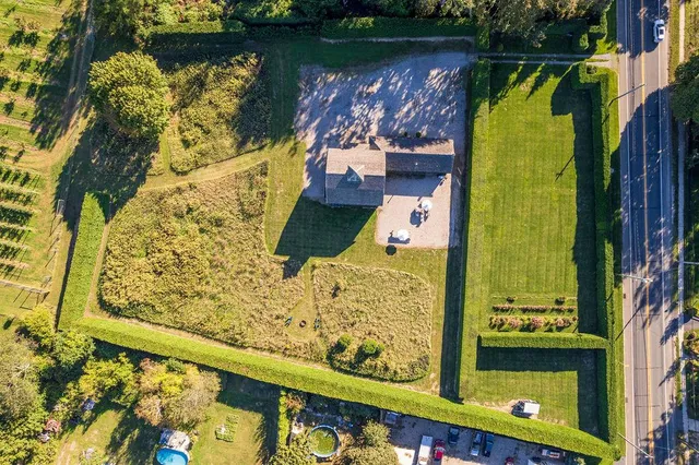 $2,250,000 | 29500 Main Road, Cutchogue, NY 11935