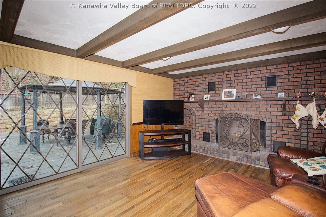 177 Riercliffe Rd Street Crystal Lake, IL 60014 - Photo 10 of 48 Gallery Image 10