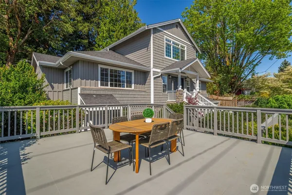 $1,798,000 | 7021 20th Avenue Northeast, Seattle, WA 98115