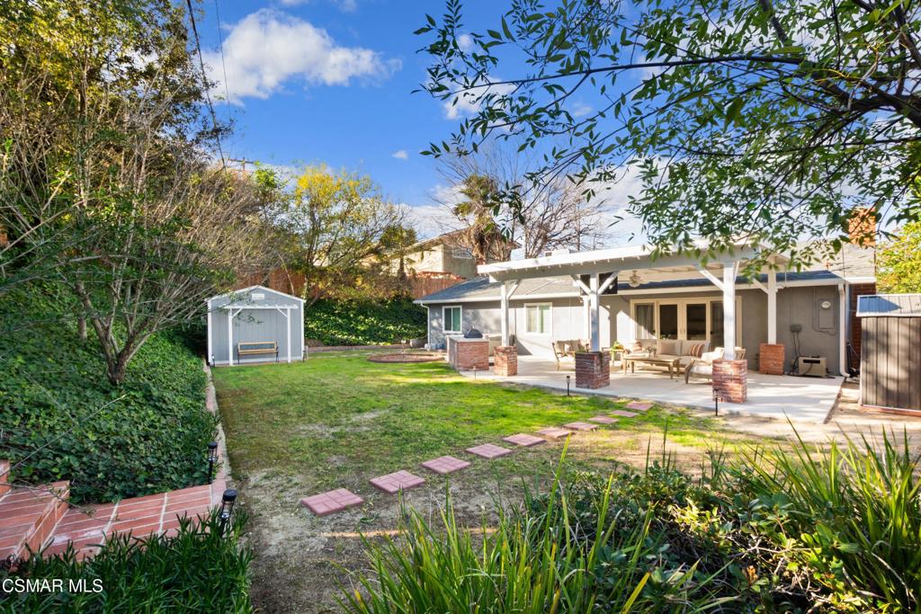 20 Robbins Court Simi Valley, CA 93065 - Photo 14 of 15