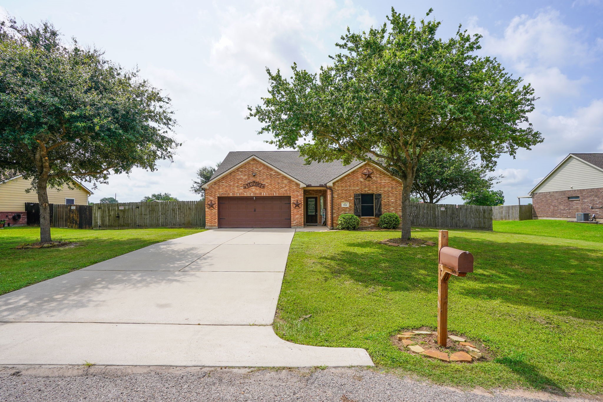 5942 Wildflower Road Sealy, TX 77474 - Photo 3 of 41