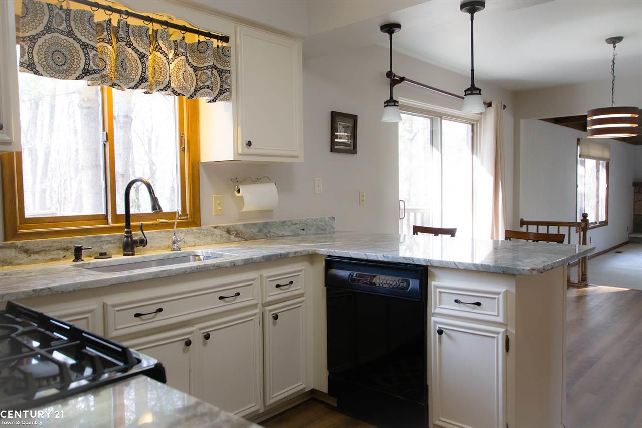 655 Birch Tree Court Rochester Hills, MI 48306 - Photo 8 of 60
