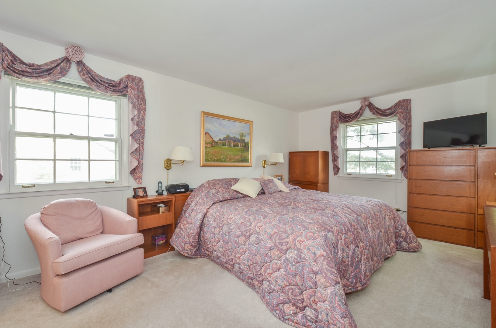 2160 Clover Road Northbrook, IL 60062 - Photo 8 of 16 a bedroom with a bed couch and window