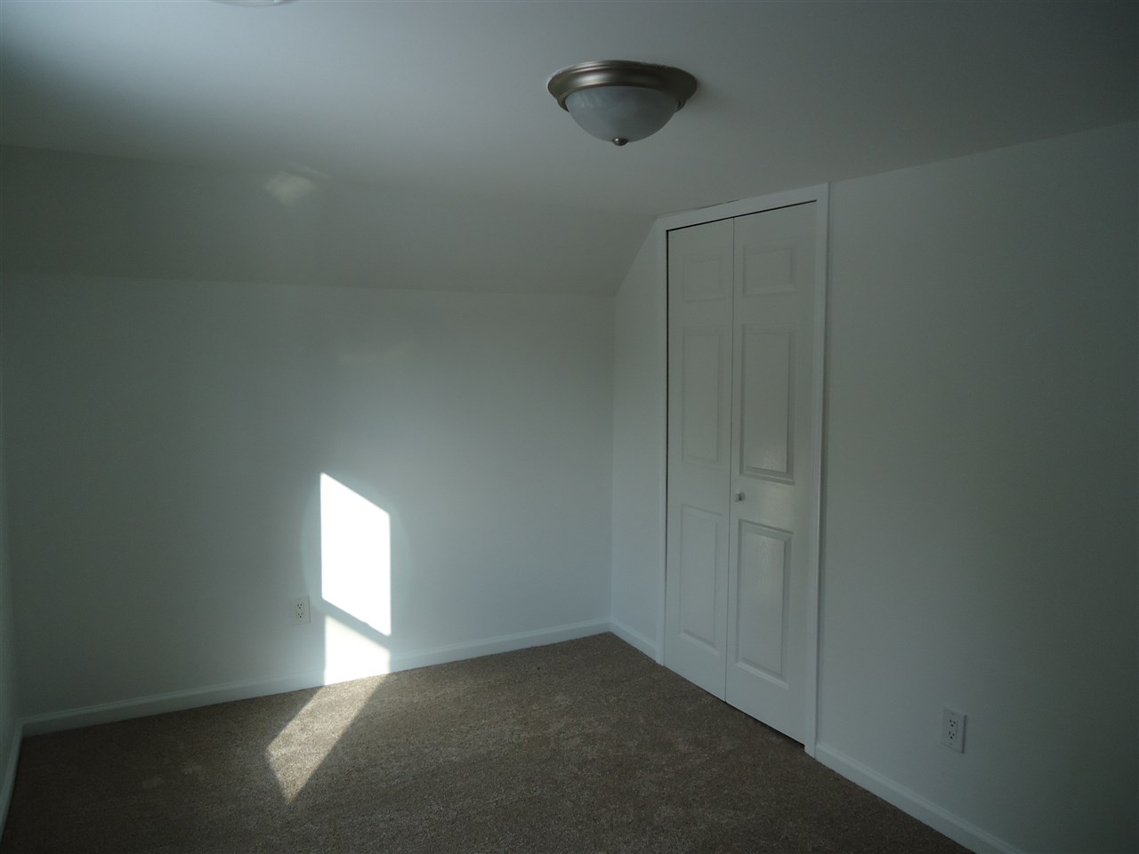 5388 North McKinley Road Flushing, MI 48433 - Photo 19 of 26 50000360-18.JPG