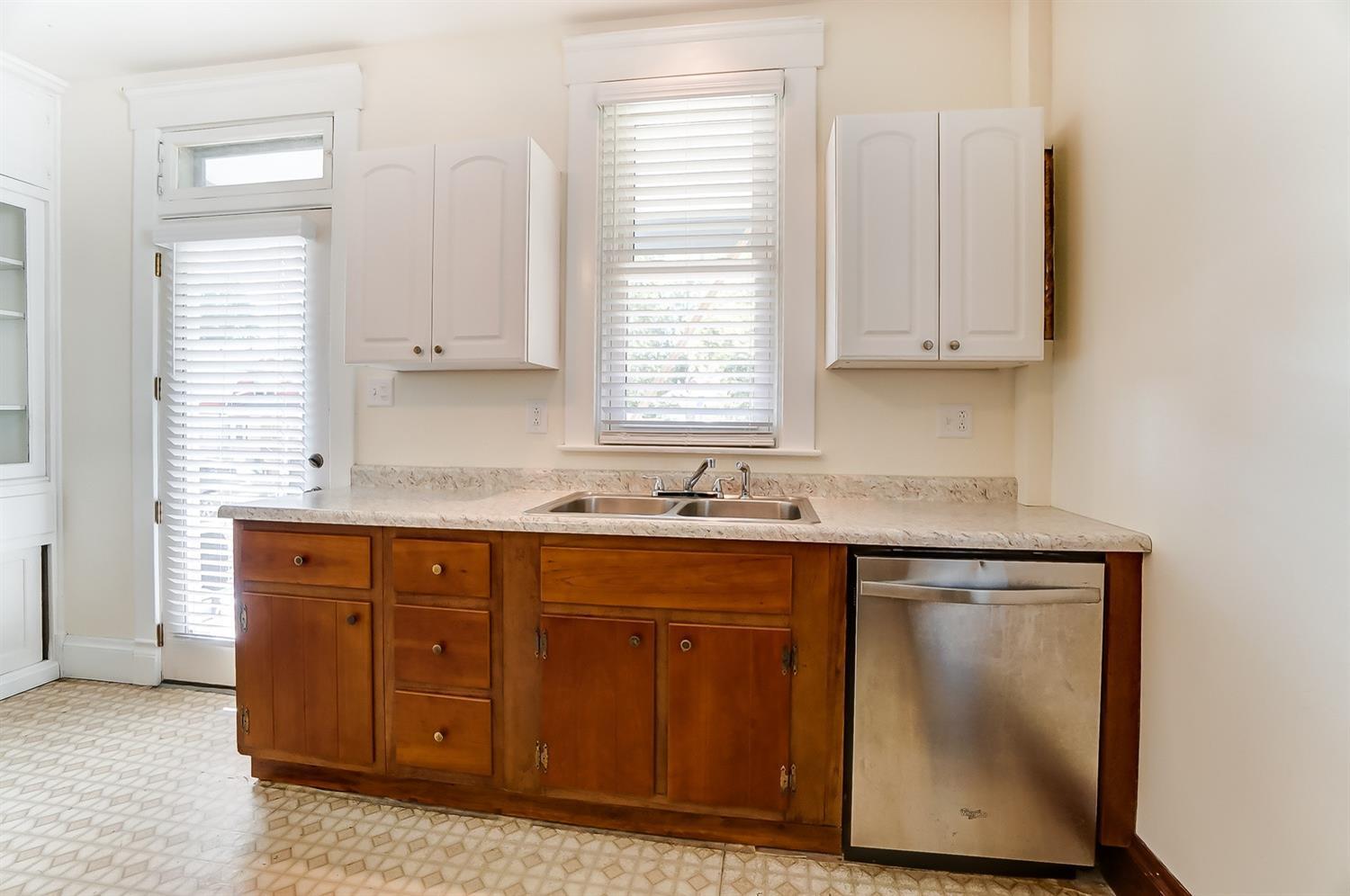 1501 Compton Road Cincinnati, OH 45231 - Photo 11 of 38 Gallery Image 11
