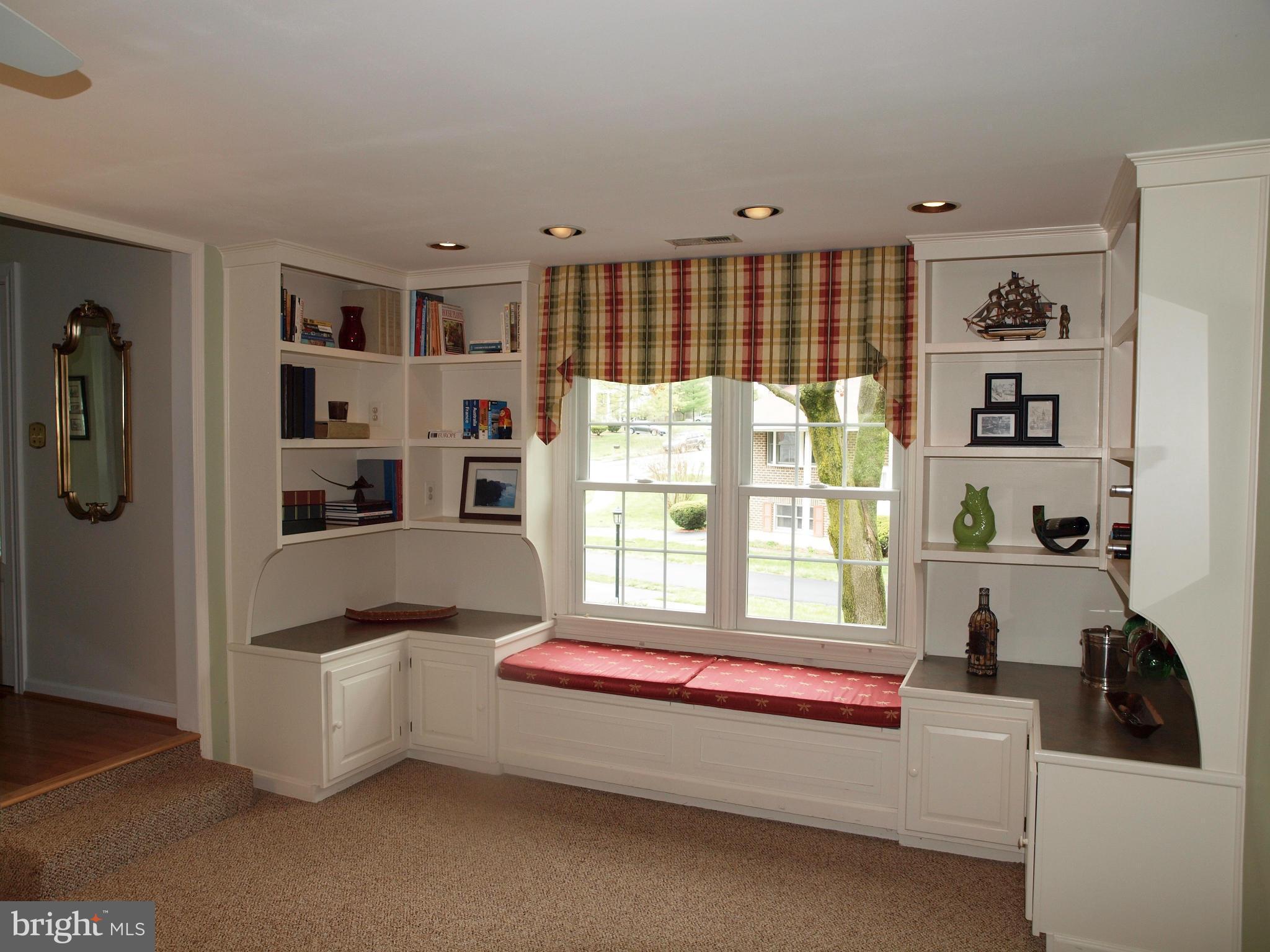 16 Ranger Court Baltimore, MD 21234 - Photo 8 of 20 Family Room