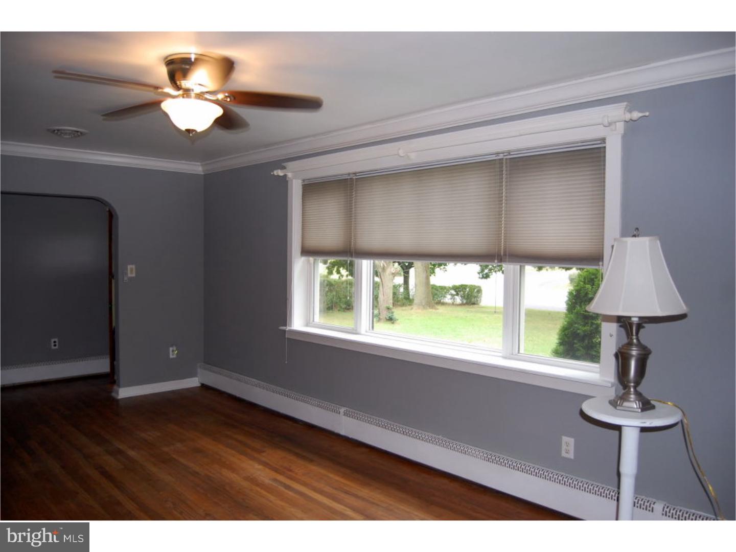 582 Beckett Road Swedesboro, NJ 08085 - Photo 3 of 24