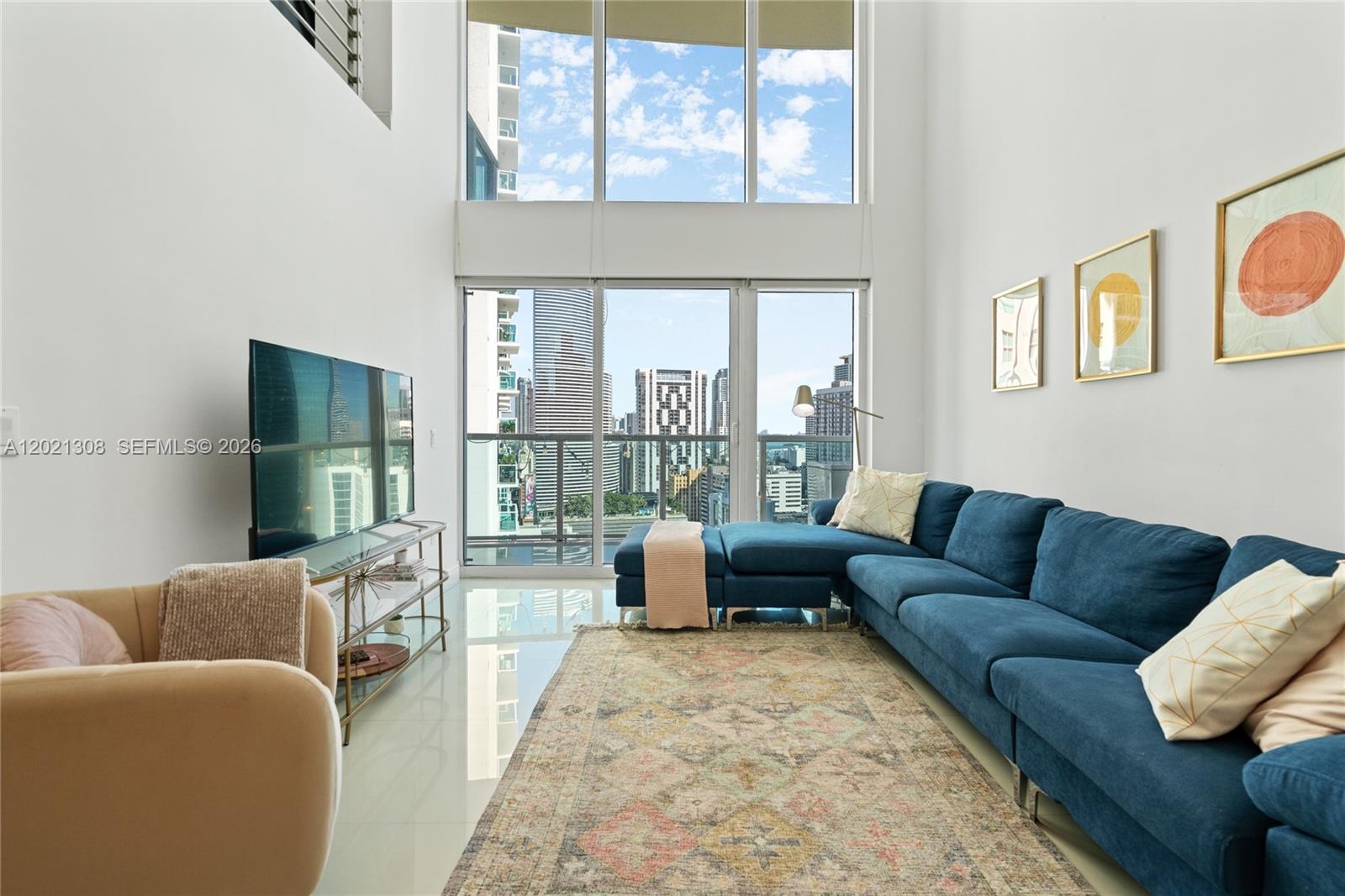 41 Southeast 5th Street, Unit 1609 Miami, FL 33131 - Photo 11 of 41