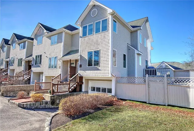 $650,000 | 461 North Lane, Bristol, RI 02809