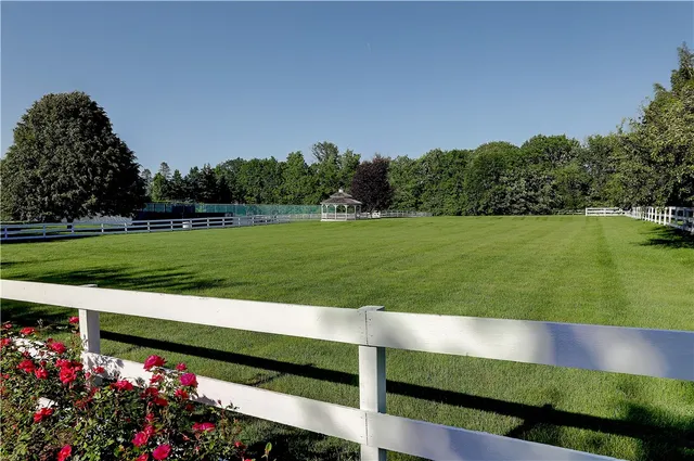 $650,000 | 461 North Lane, Bristol, RI 02809