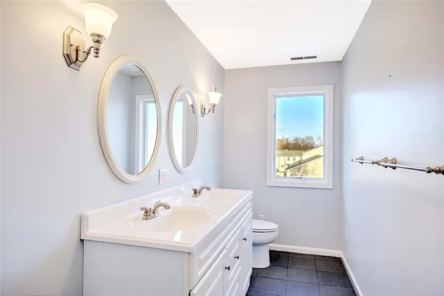 $650,000 | 461 North Lane, Bristol, RI 02809