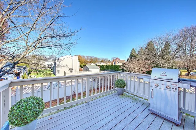 $650,000 | 461 North Lane, Bristol, RI 02809