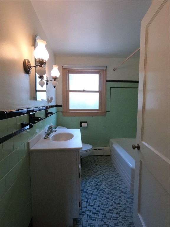10 Pembroke Lane Coventry, RI 02816 - Photo 17 of 49